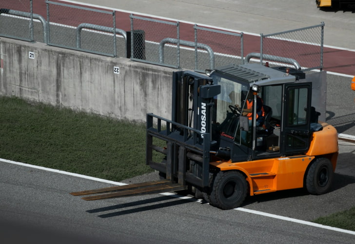 road construction equipment forklift