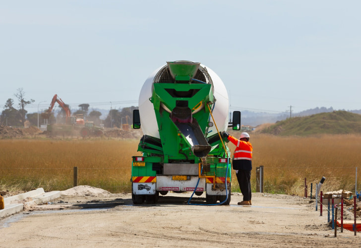 road construction equipment concrete mixer