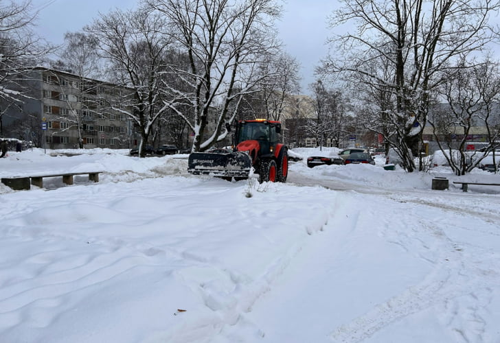 snow removal machine
