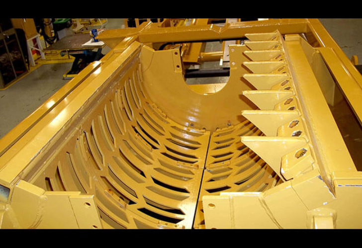 screens of a tub grinder